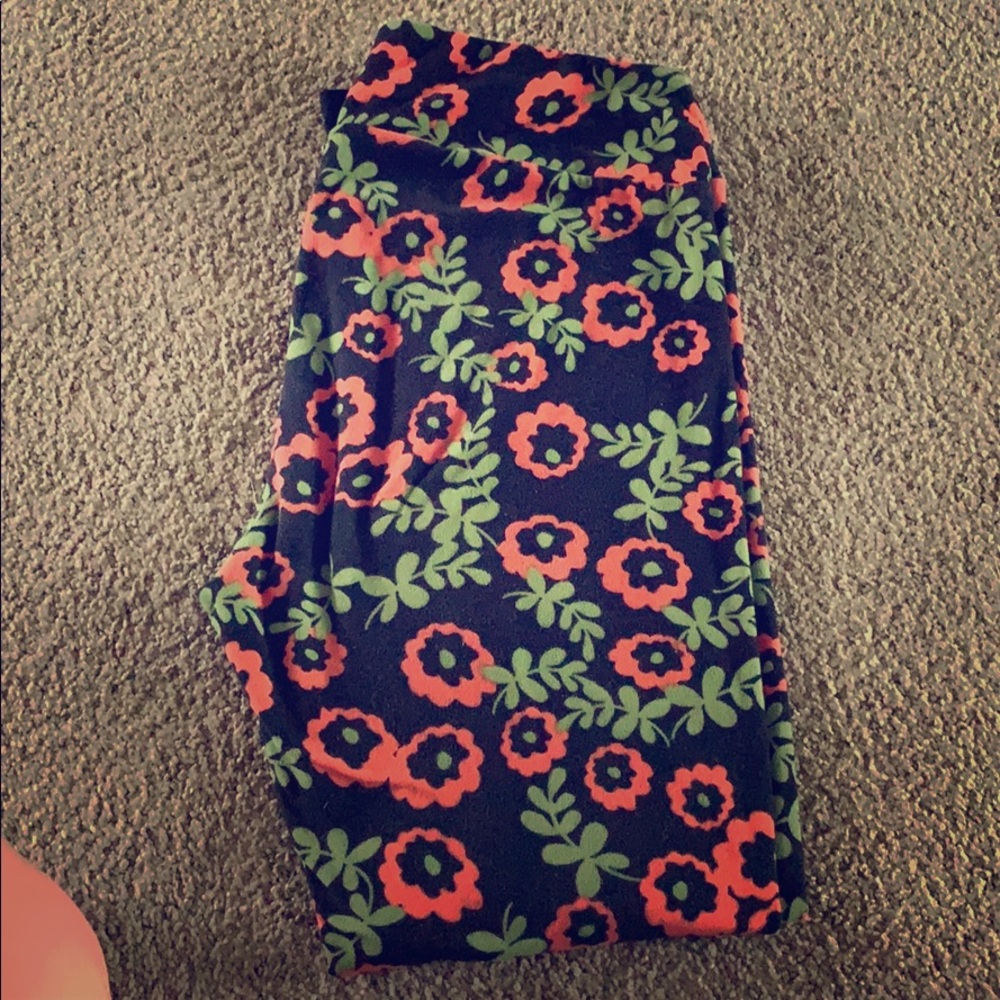 Loularoe Tall and curvy leggings